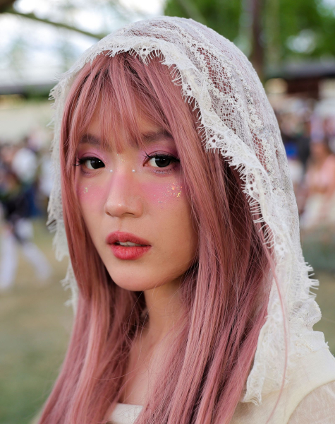 Fall 2026 hair color trends bubblegum pink